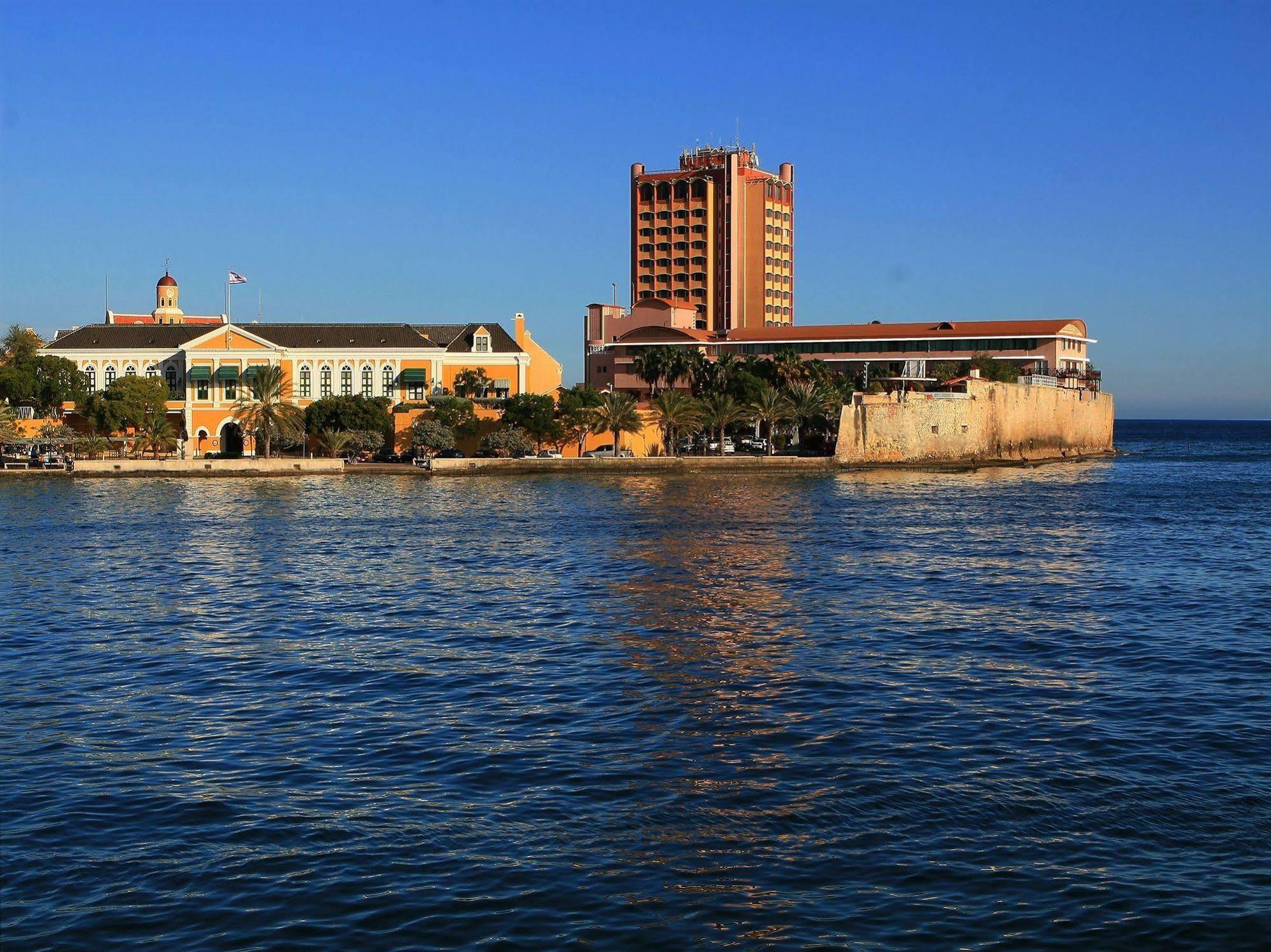 Plaza Curacao & Casino 3*
