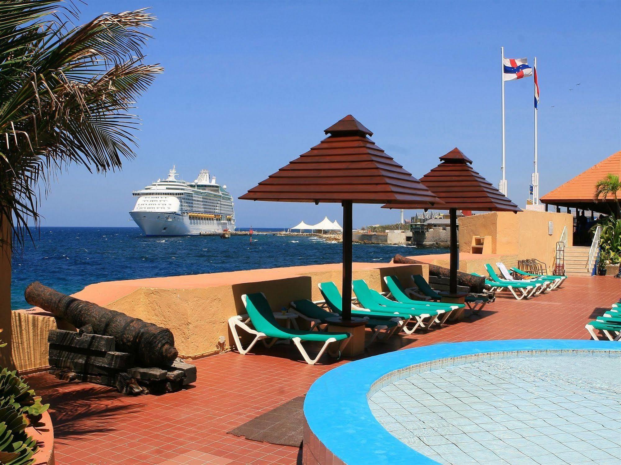 Plaza Curacao & Casino Hotel