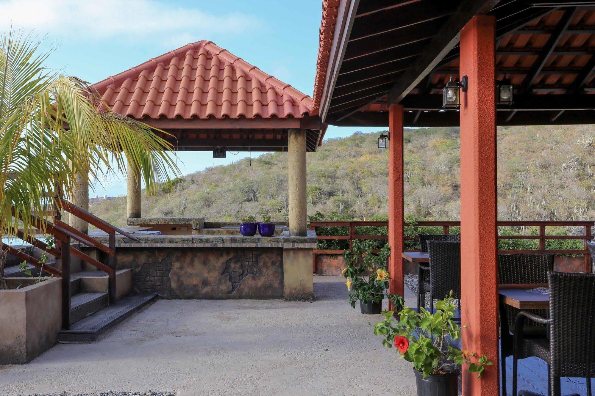 Punta West Hotel