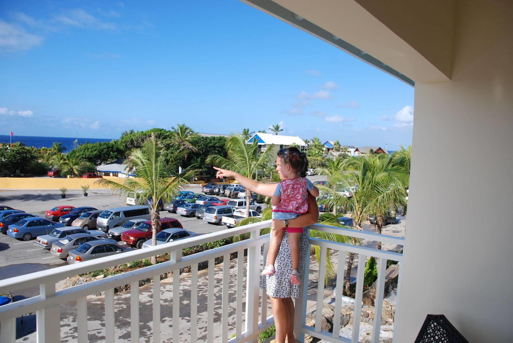 Dolphin & Wellness Curacao 3* Willemstad