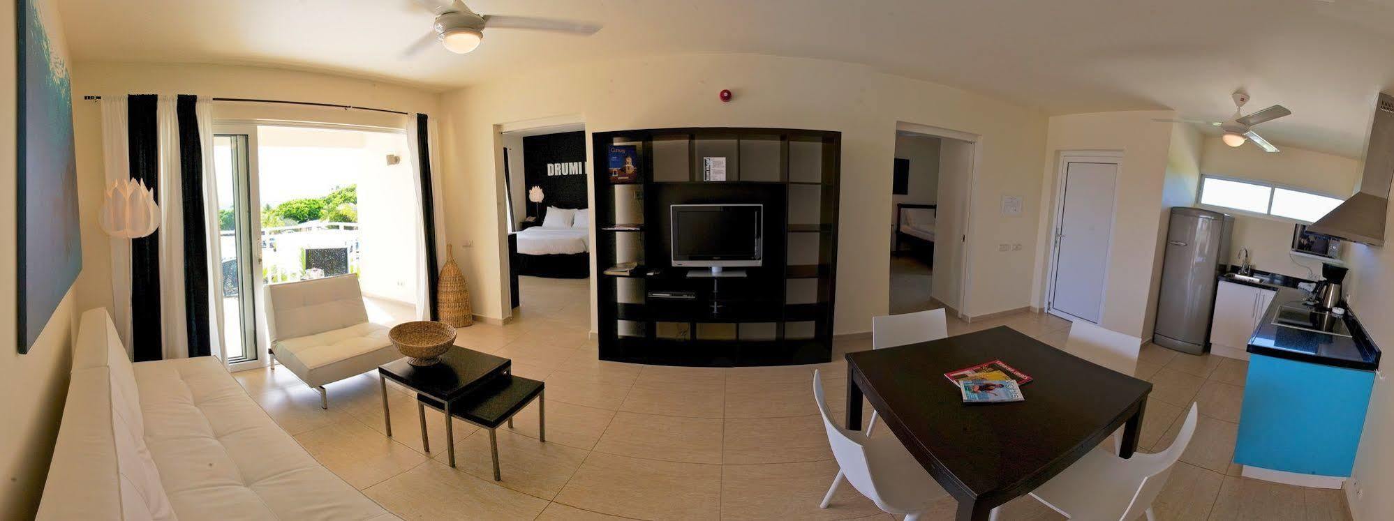 Dolphin & Wellness Curacao Willemstad