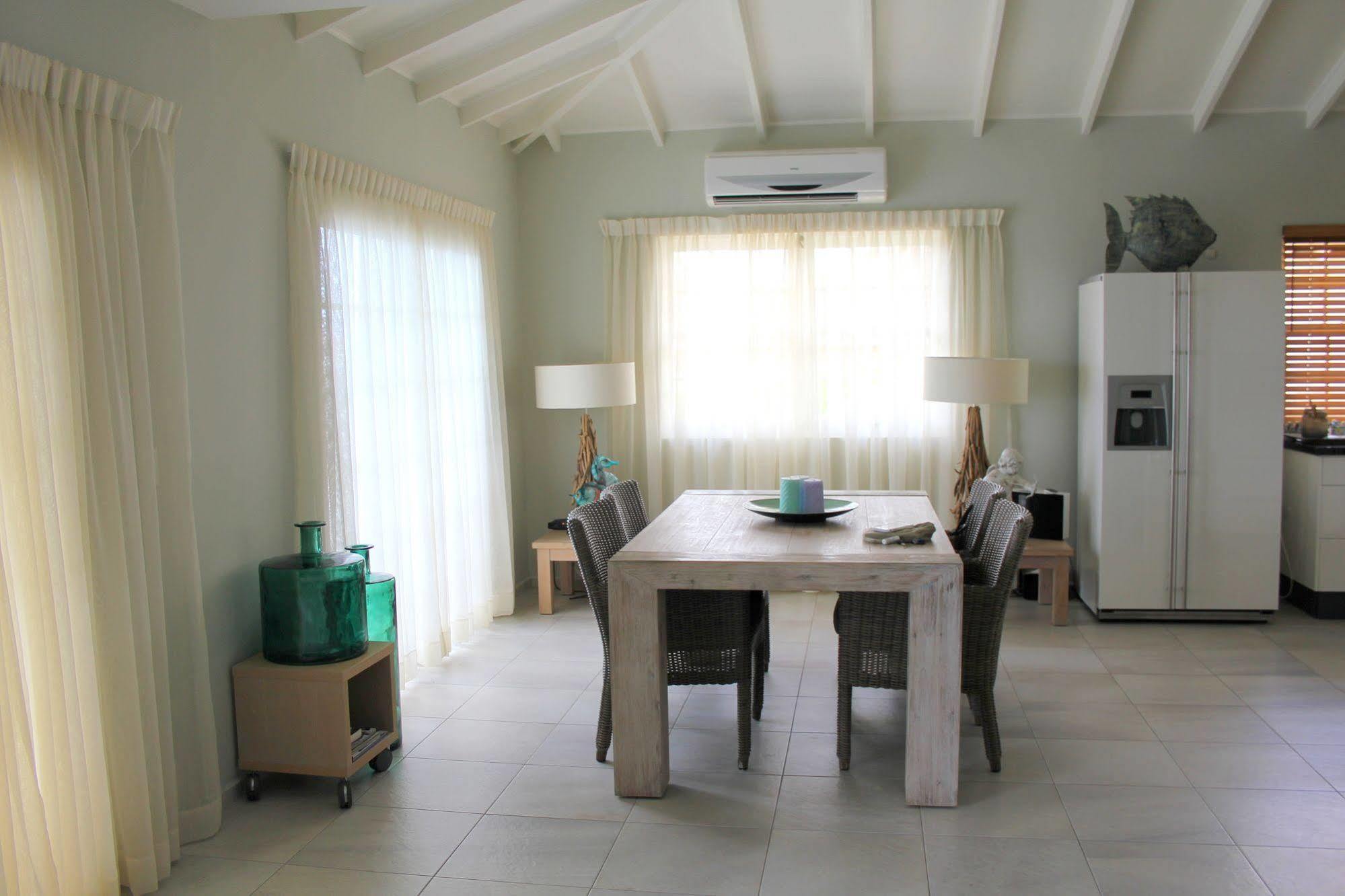 Curacao Luxury Holiday Rentals * Willemstad