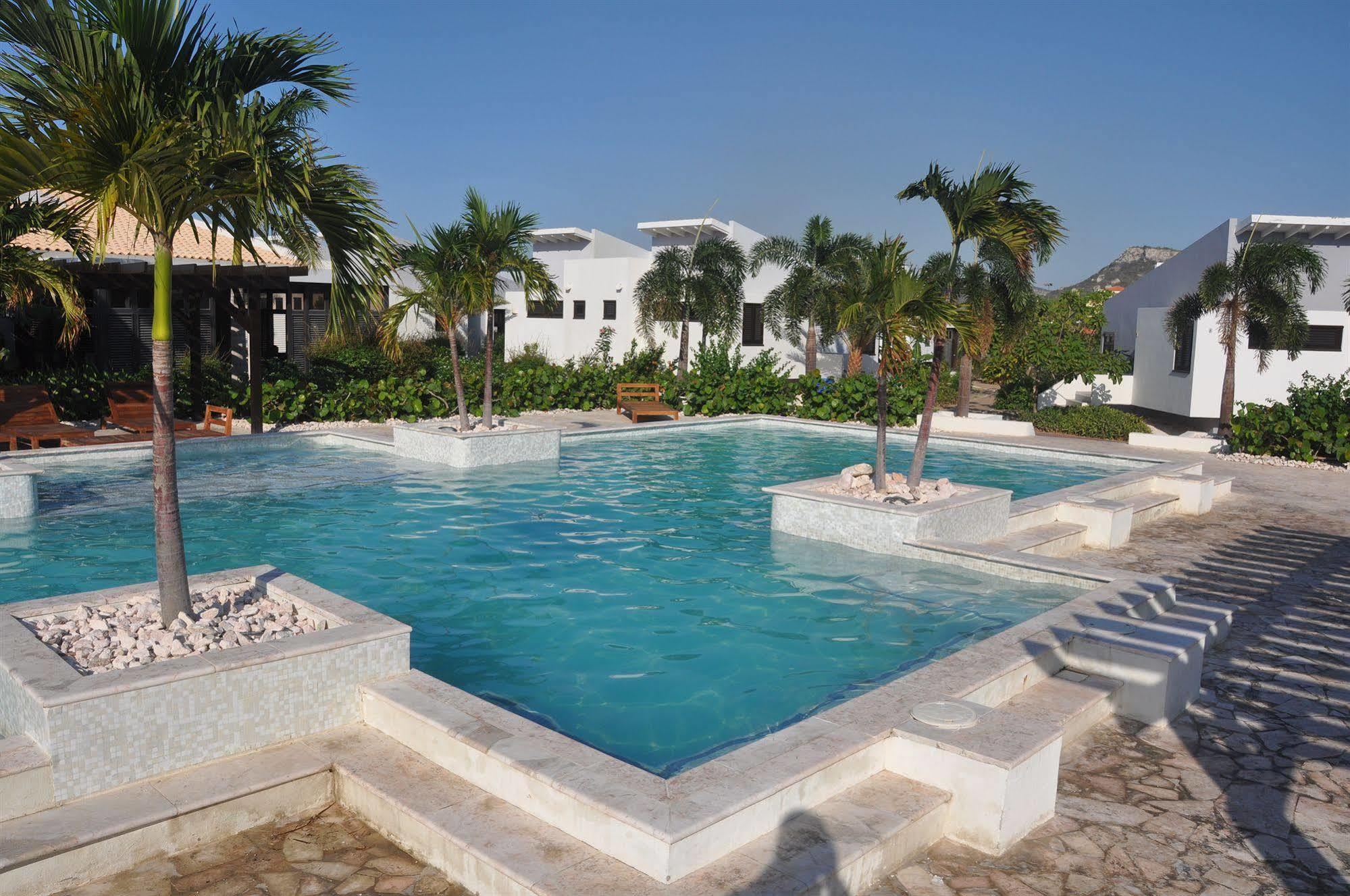 Blue Bay Lodges Hotel