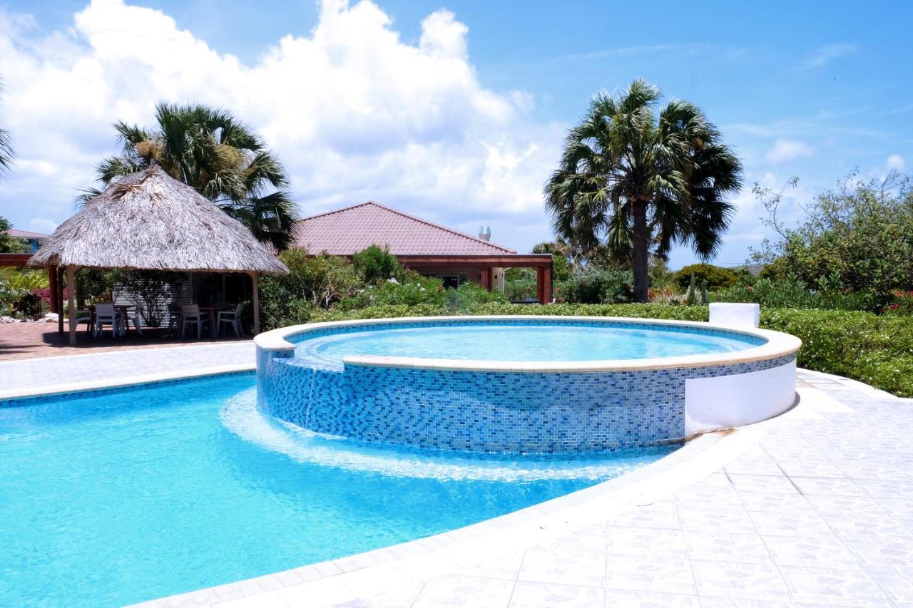 Holiday park Ananda Curacao 3*