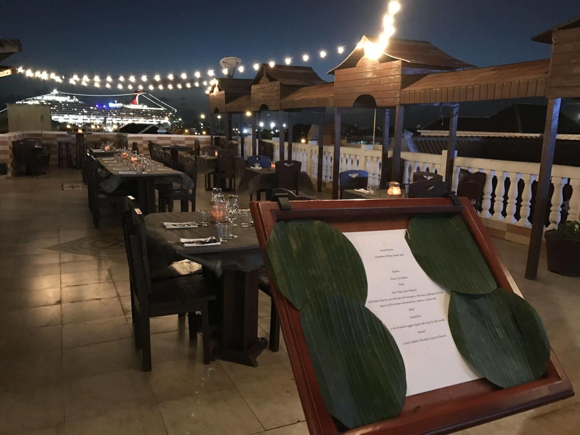 Hotel Curacao