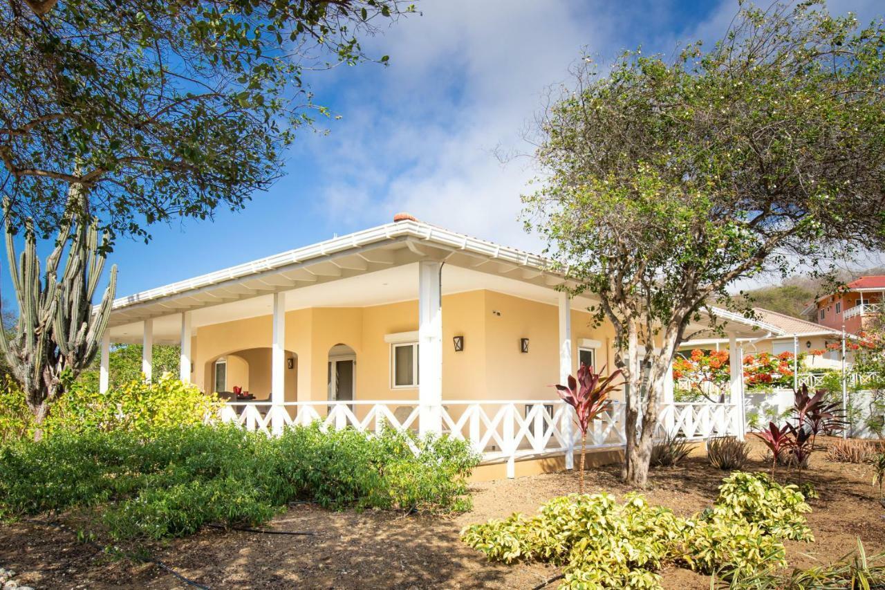 Ananda Curacao 3*