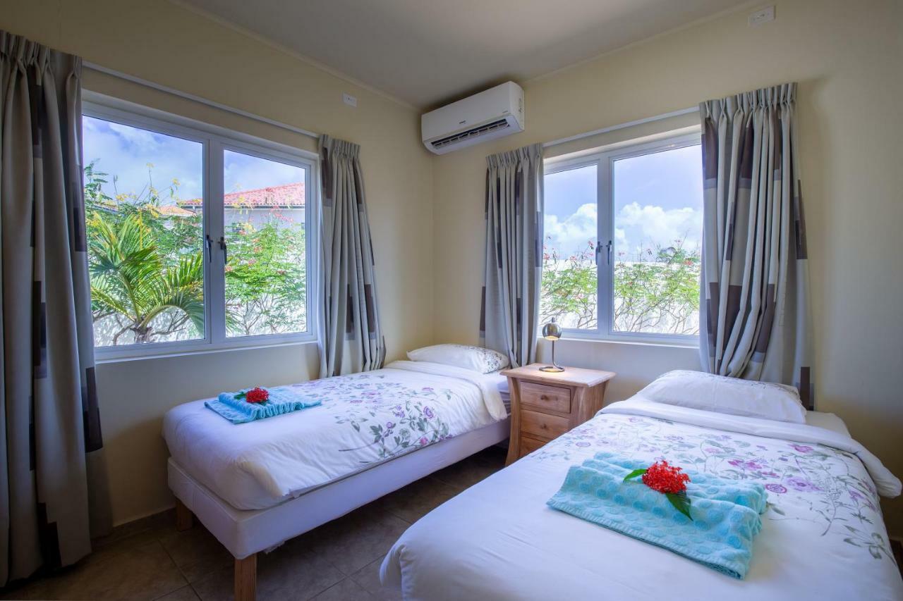 Holiday park Ananda Curacao 3*