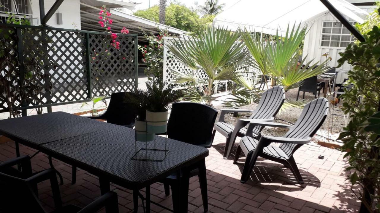 Apartment Palm Trees Willemstad